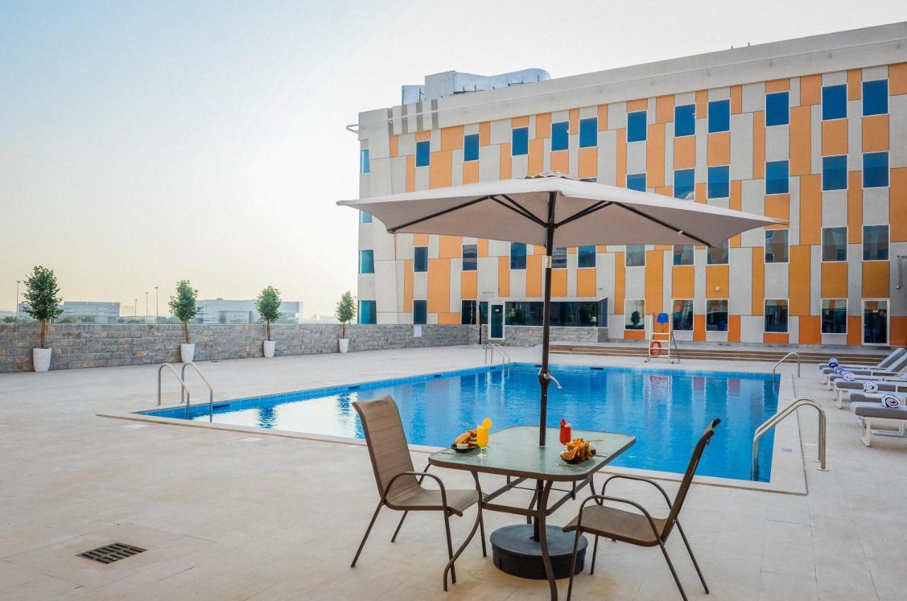 Vogo Grand Hotel Formerly Best Western Plus Hotel Dubai Academic City Eksteriør bilde