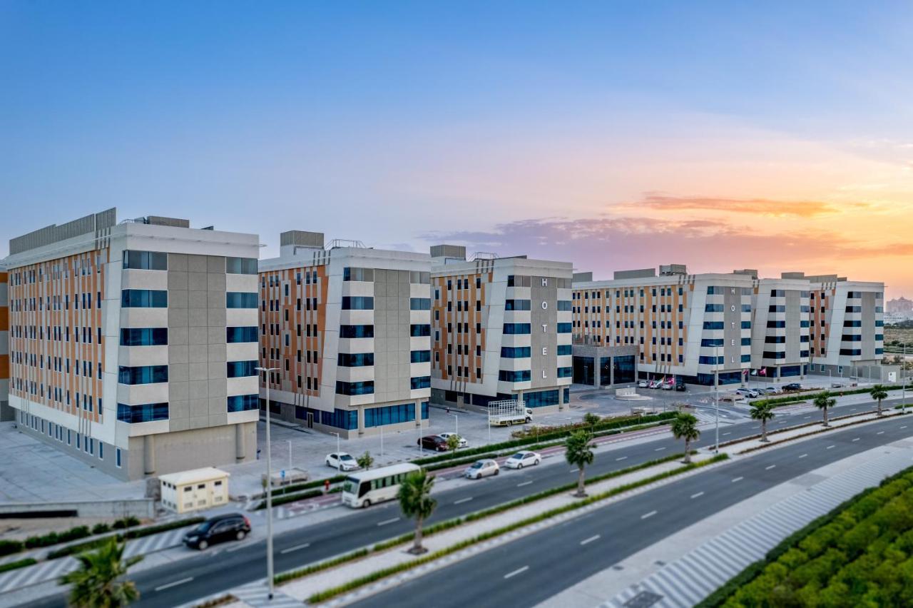 Vogo Grand Hotel Formerly Best Western Plus Hotel Dubai Academic City Eksteriør bilde