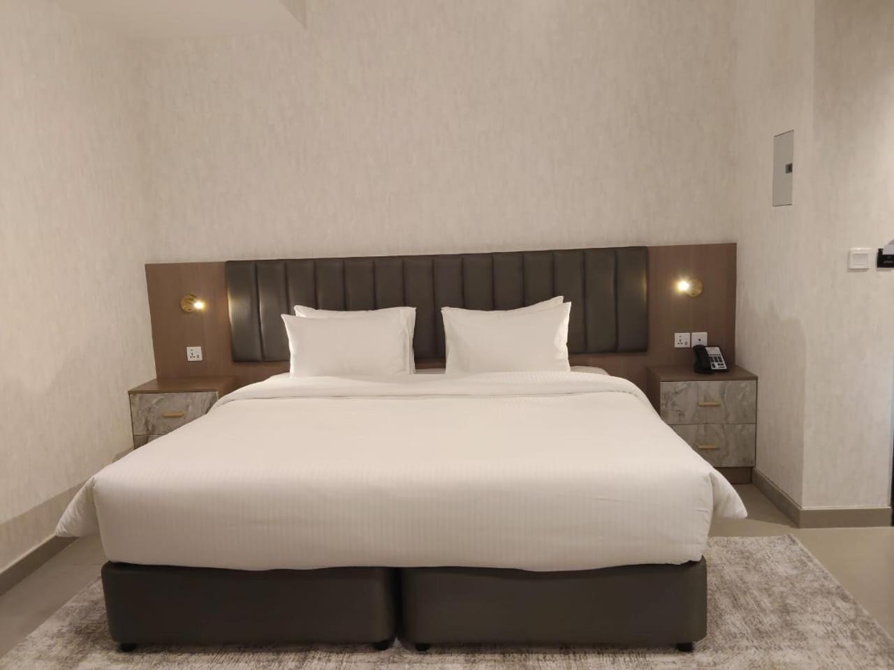 Vogo Grand Hotel Formerly Best Western Plus Hotel Dubai Academic City Eksteriør bilde